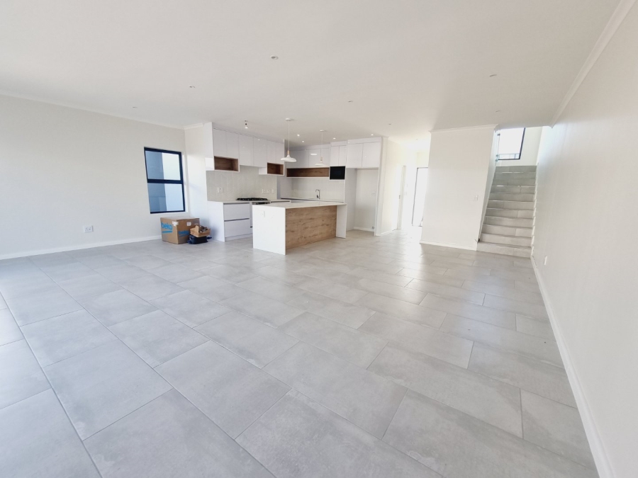 4 Bedroom Property for Sale in Sandown Western Cape
